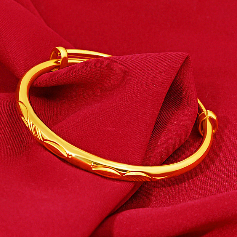 24K Gold Plated Adjustable Carved Bangle - Ruby's Jewelry