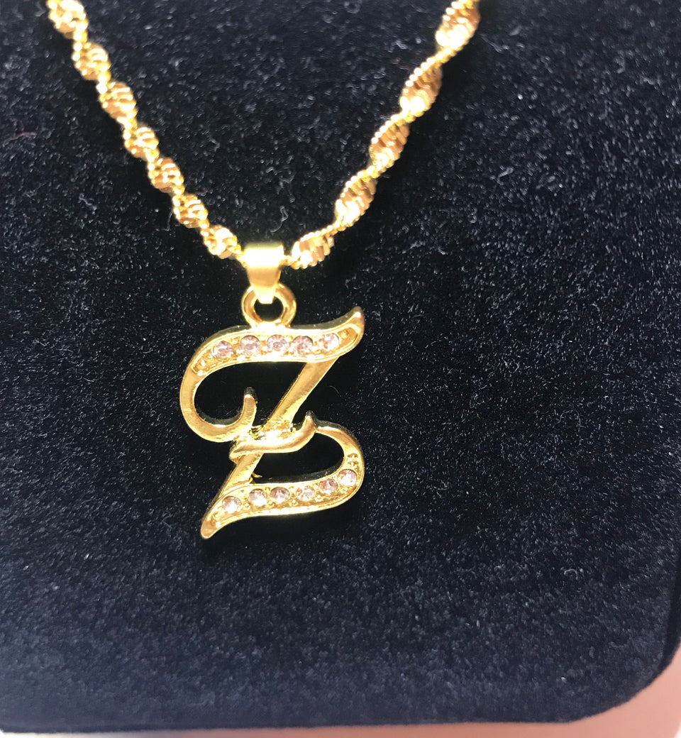 18k gold plated letter with zircon Letter Z necklace - Ruby's Jewelry