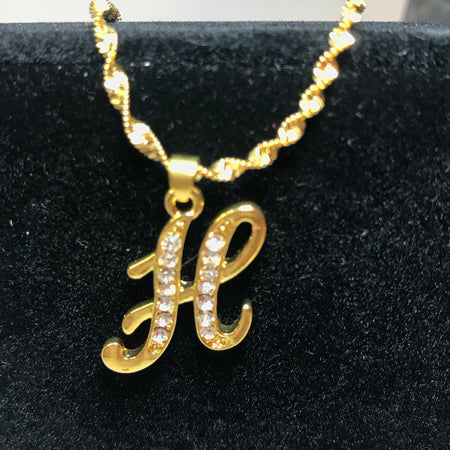 18k gold plated letter with zircon Letter H necklace - Ruby's Jewelry