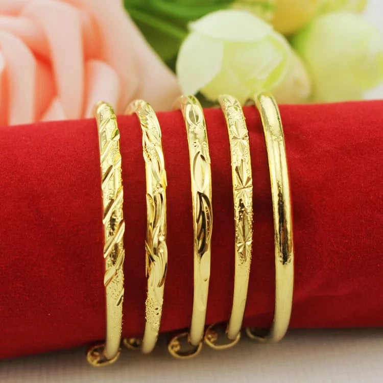 24K Gold Plated Adjustable Carved Bangle - Ruby's Jewelry