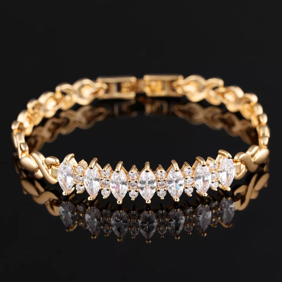 18K Gold Plated X-linked Bracelet with Zircon Diamonds - Ruby's Jewelry