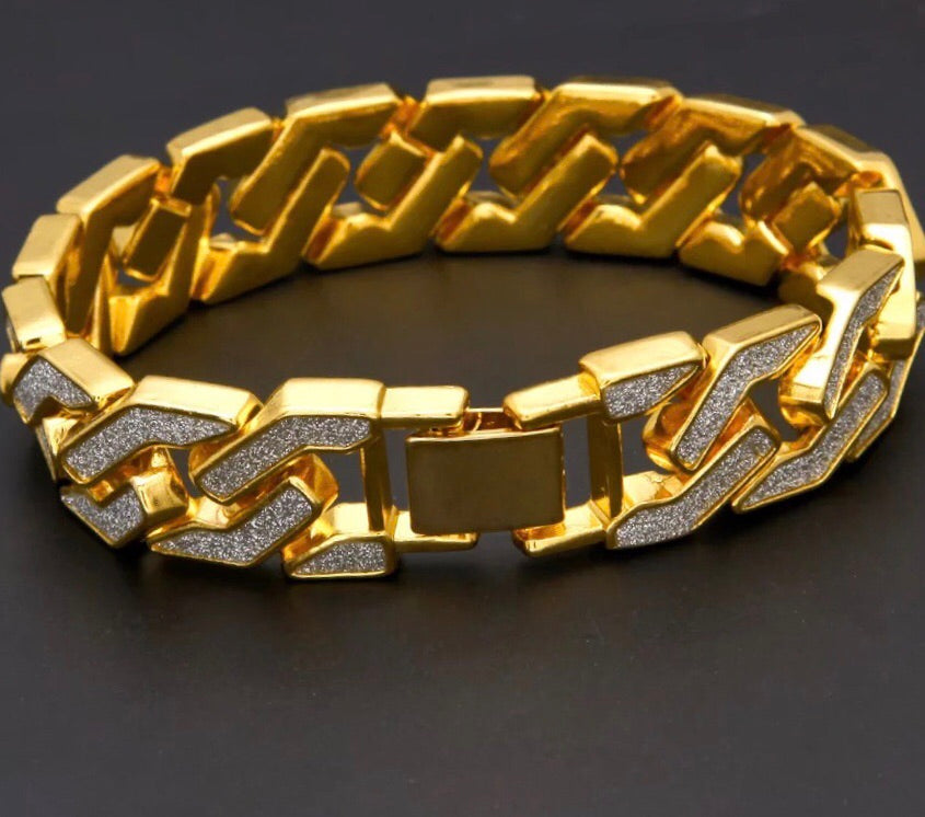 24K Gold Plated Cuban Link Bracelet with Rhinestone - Ruby's Jewelry