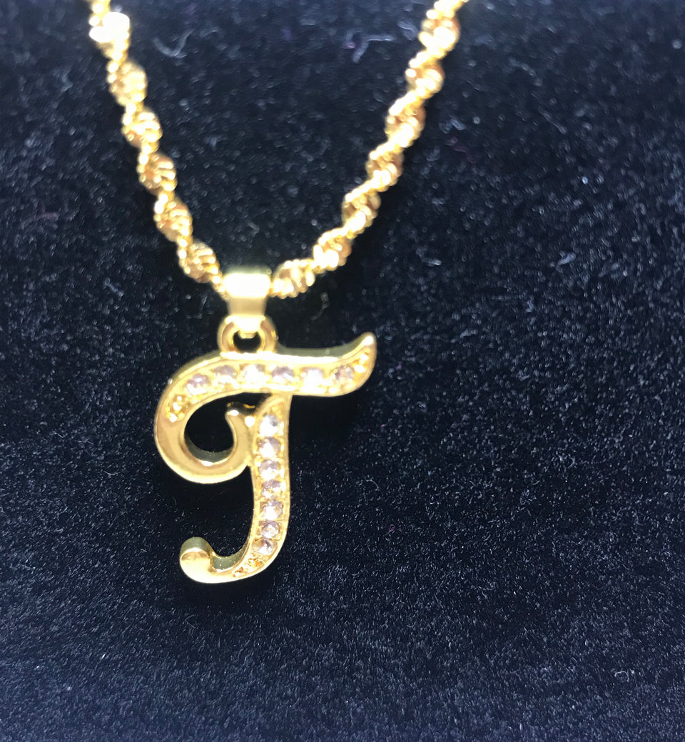 18k gold plated letter with zircon Letter T necklace - Ruby's Jewelry
