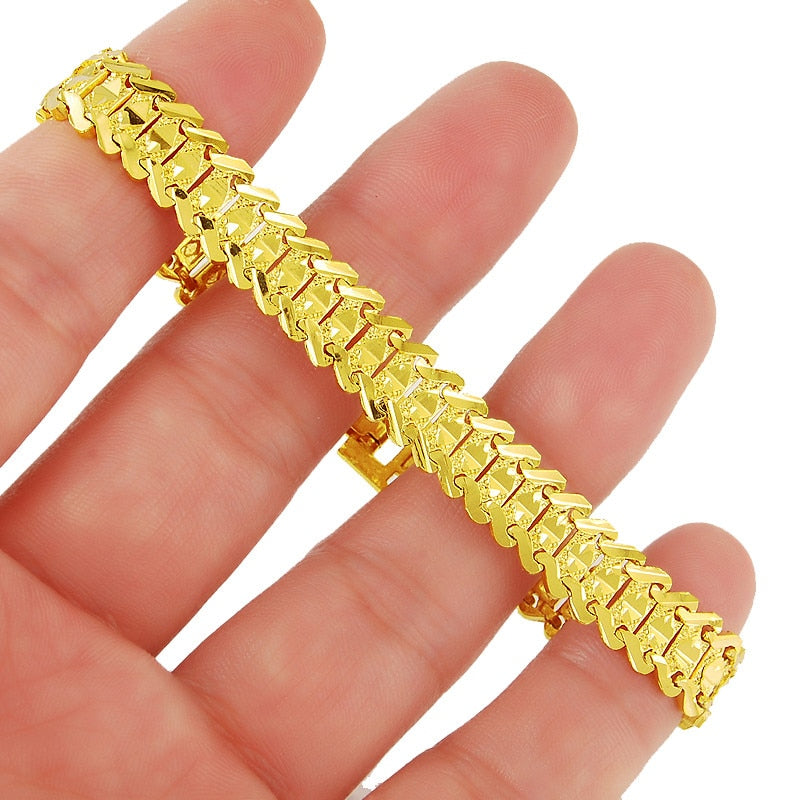 24K Gold Plated 9mm Wavy Bracelet - Ruby's Jewelry